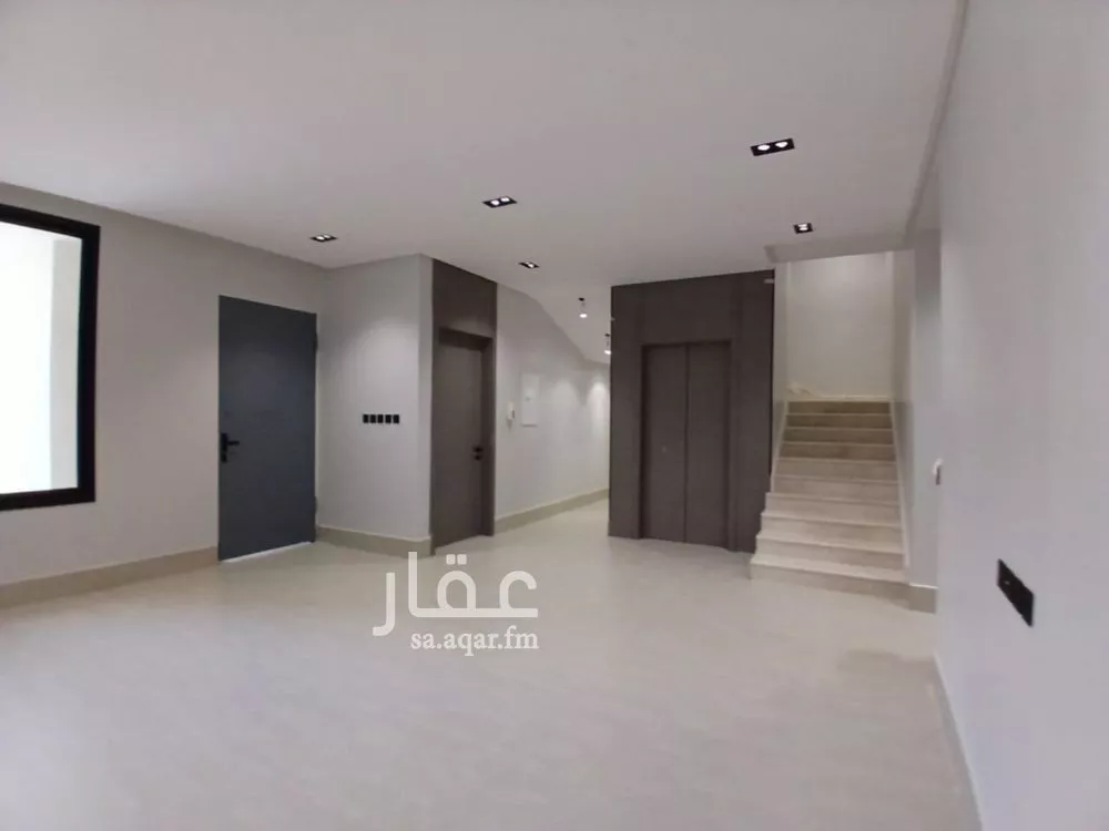 فيلا 6 غرف في العريجاء الغربية 5