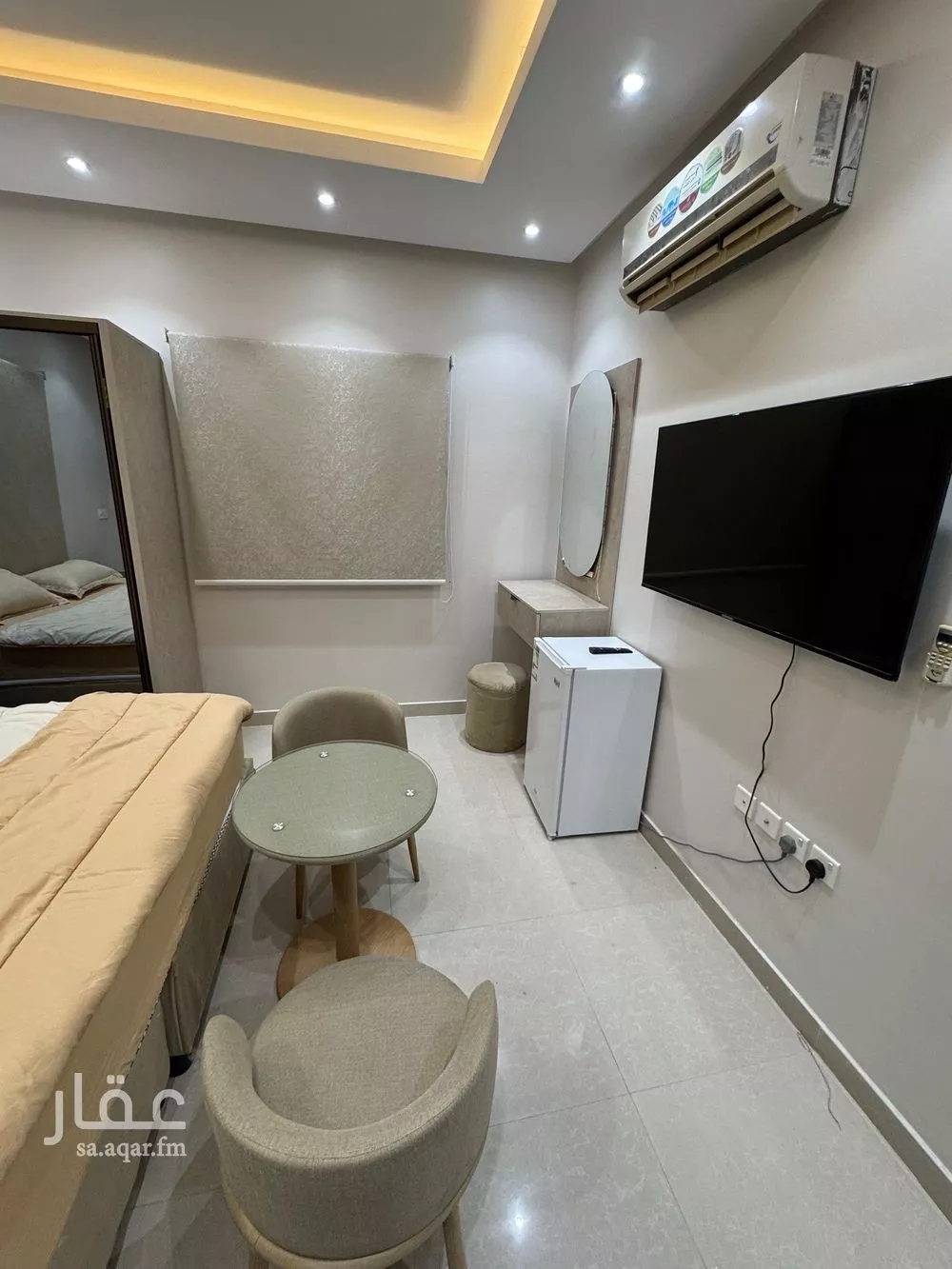 شقة 1 غرف في الملقا 5