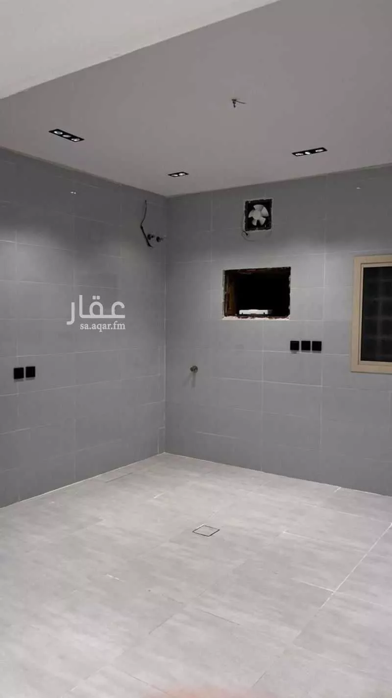 5 bedroom building in Al Hamdaniyah, Jeddah 6