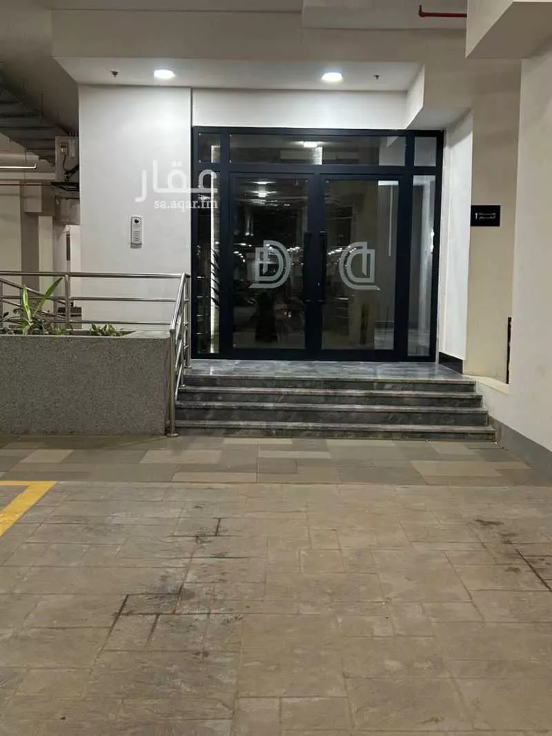 شقة 5 غرف في الصوارى 2