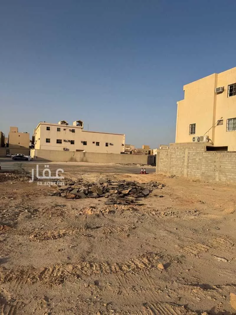 1045 sqm land in Tuwaiq 5