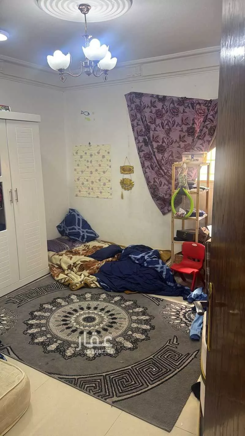 شقة 4 غرف في النور 4