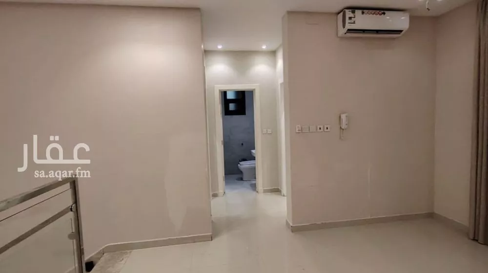 4 bedroom villa in Al Mahdiyyah, Riyadh 16