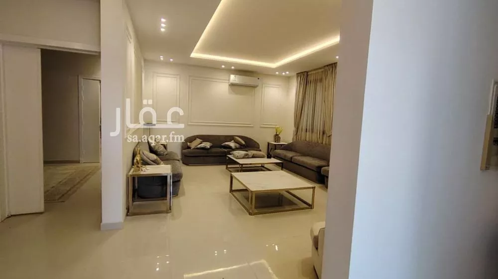 4 bedroom villa in Al Mahdiyyah, Riyadh 5