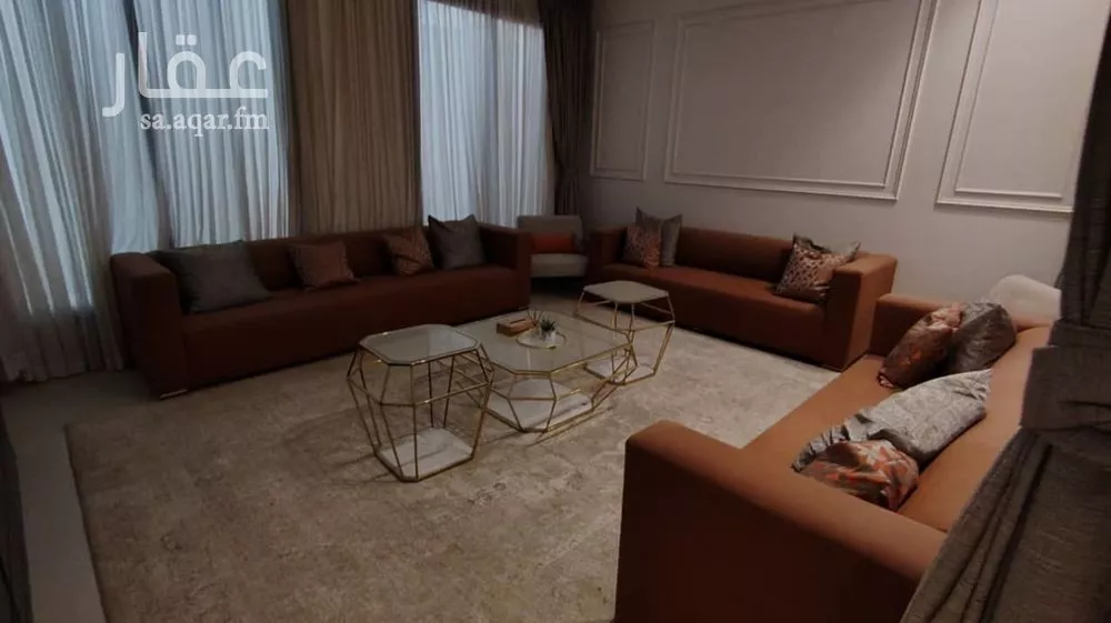 4 bedroom villa in Al Mahdiyyah, Riyadh 14