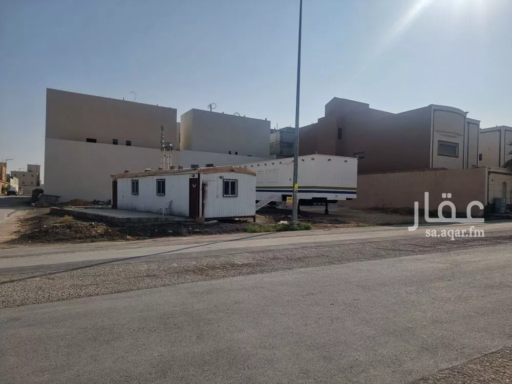 land in Dhahrat Laban, Riyadh 5