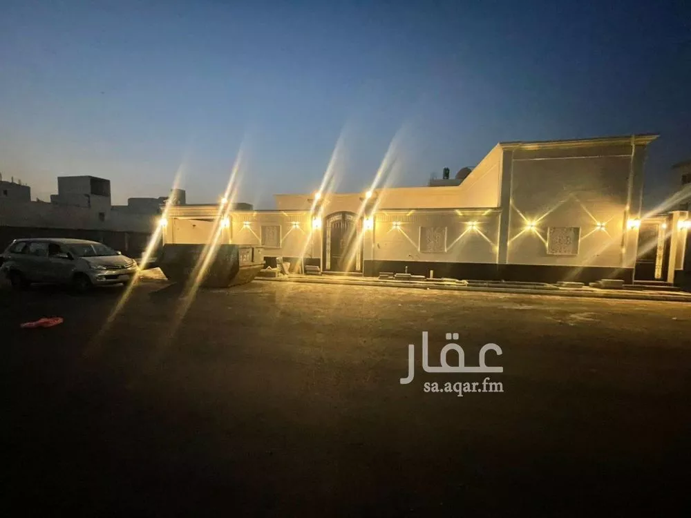 8 bedroom floor in Al Kawthar 2