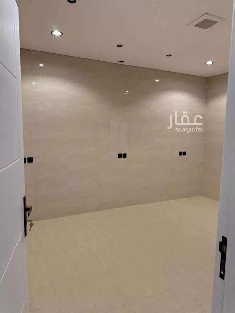 فيلا 6 غرف في الجنادرية 2