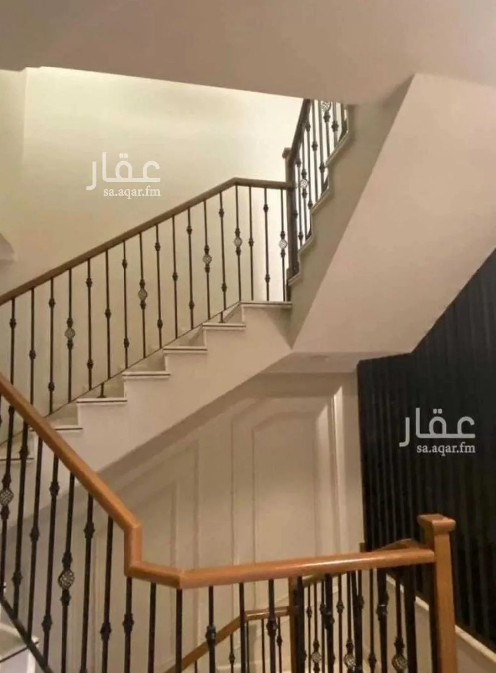 6 bedroom villa in Irqah 4
