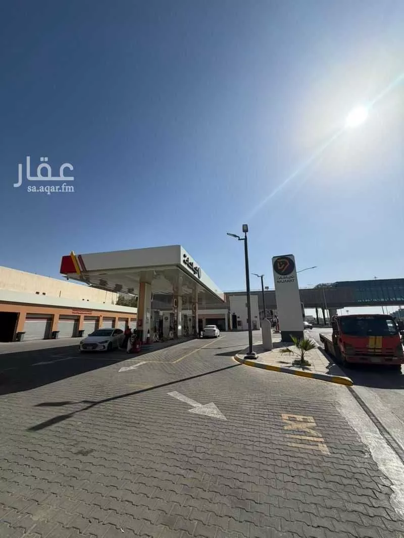 محل 15 م² في الروابي 3