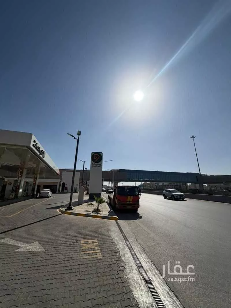 محل 15 م² في الروابي 2