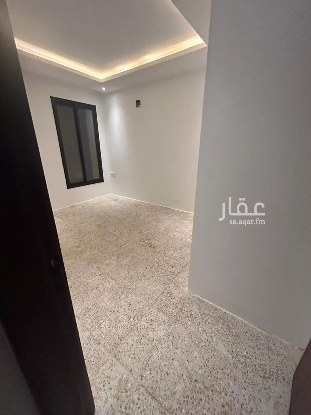 فيلا 5 غرف في العارض 3