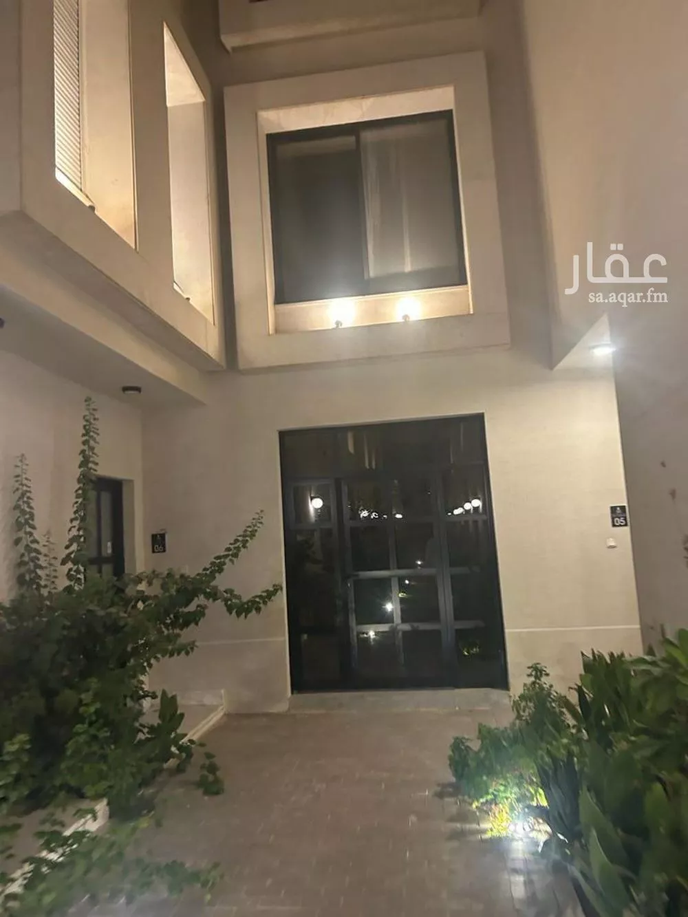 فيلا 5 غرف في العارض 4