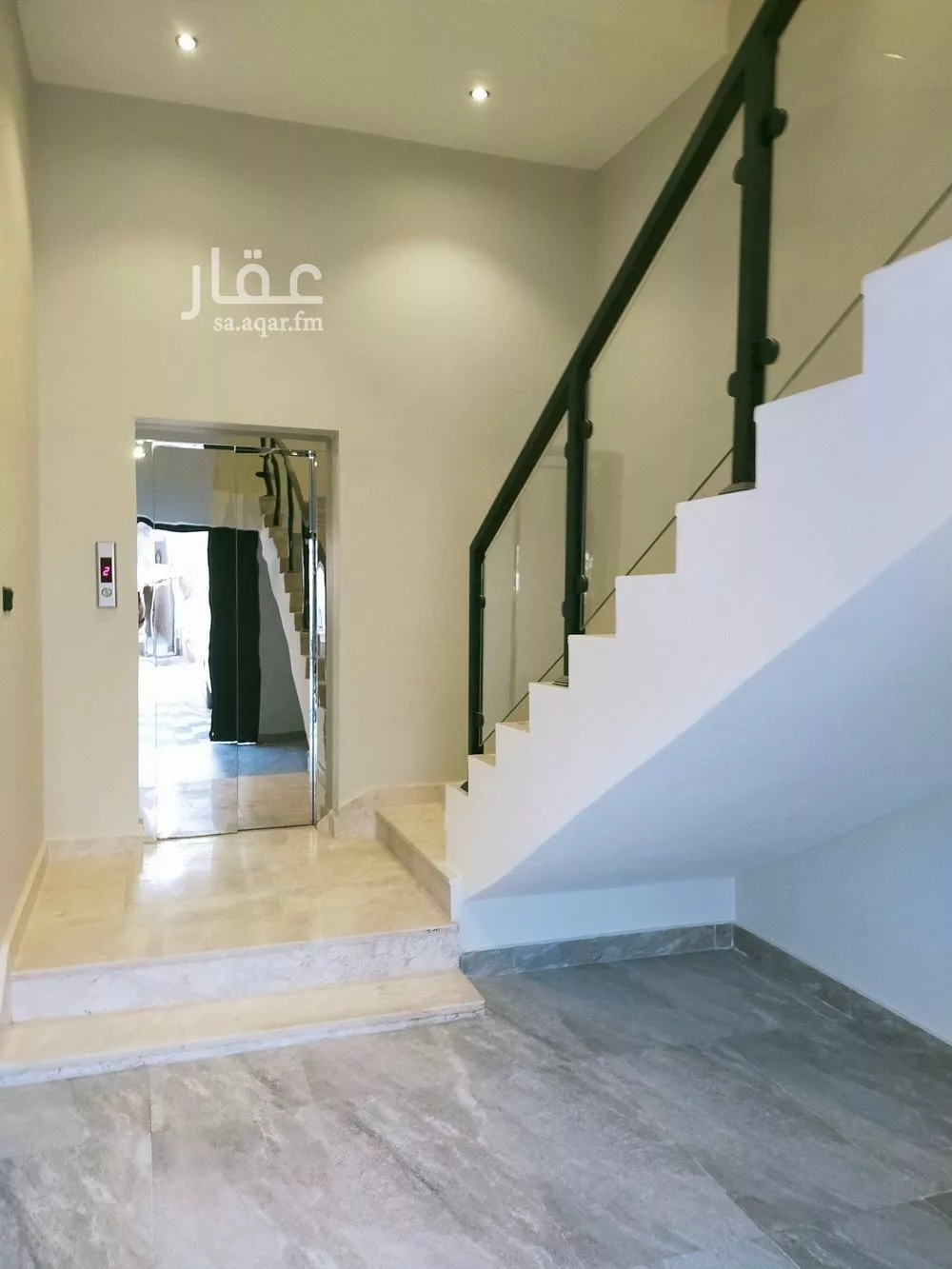 3 bedroom floor in Qurtubah 2