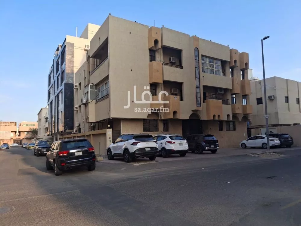 عمارة 522 م² في الروضة 2