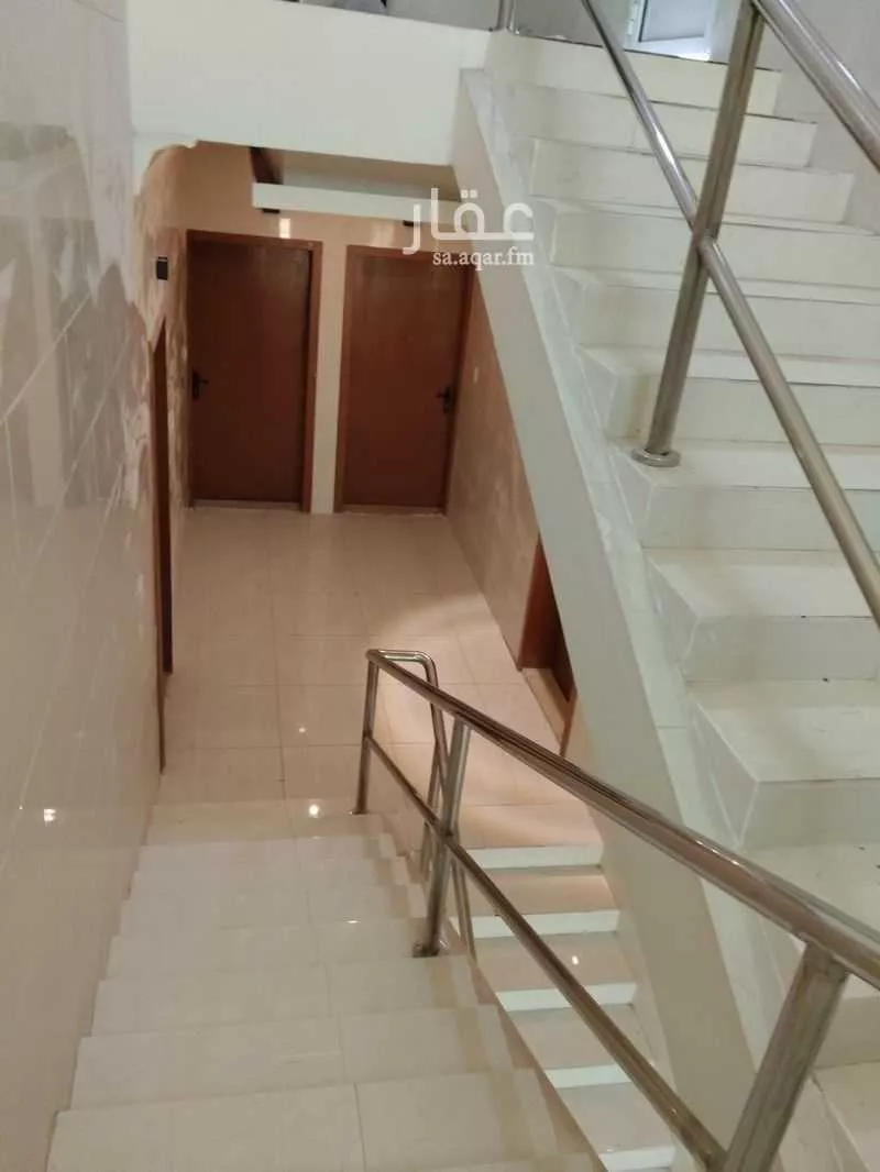 عمارة 325 م² في الثقبة 2