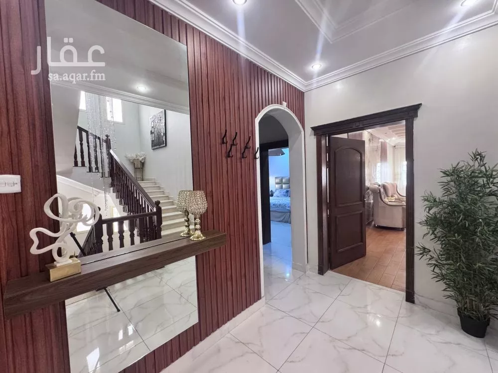 فيلا 10 غرف في الفلاح 5