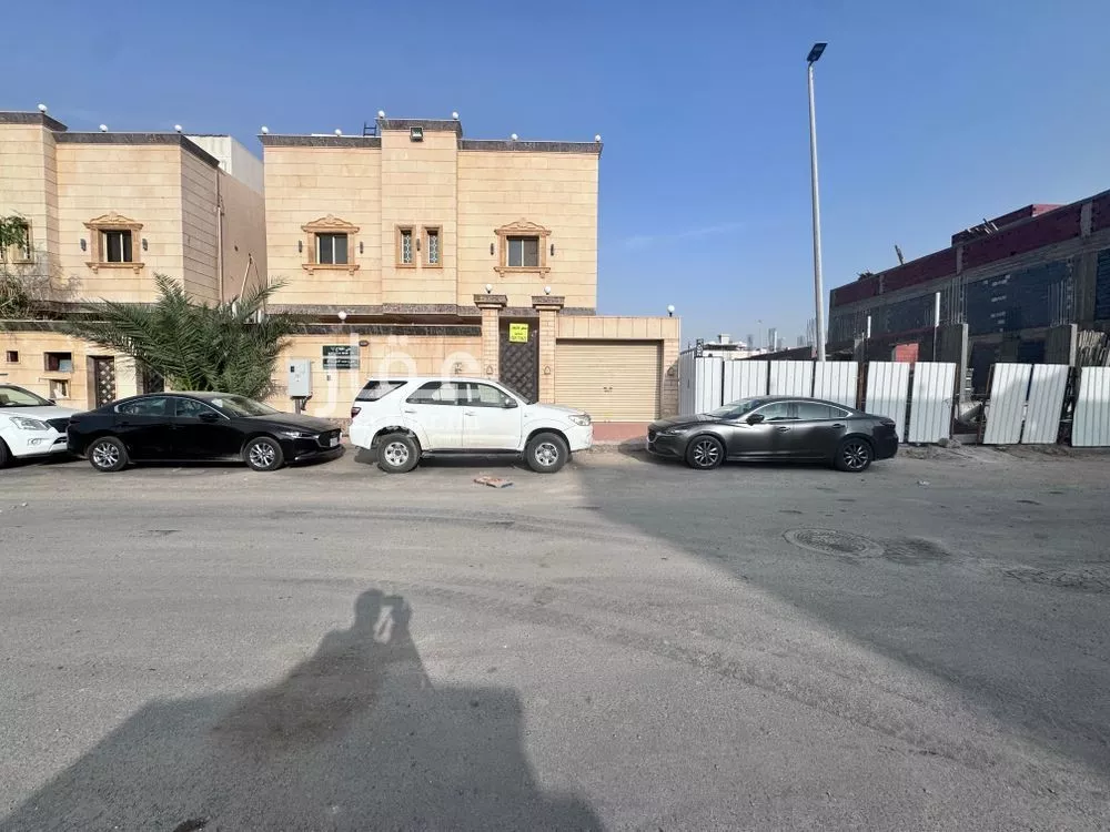 فيلا 10 غرف في الفلاح 1