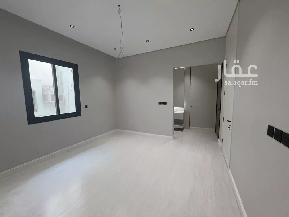 شقة 4 غرف في النهضة 3