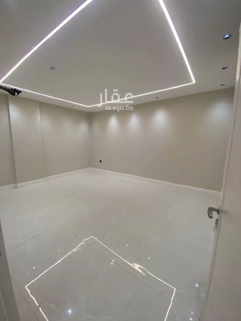 4 bedroom apartment in Shawran, Madinah 8