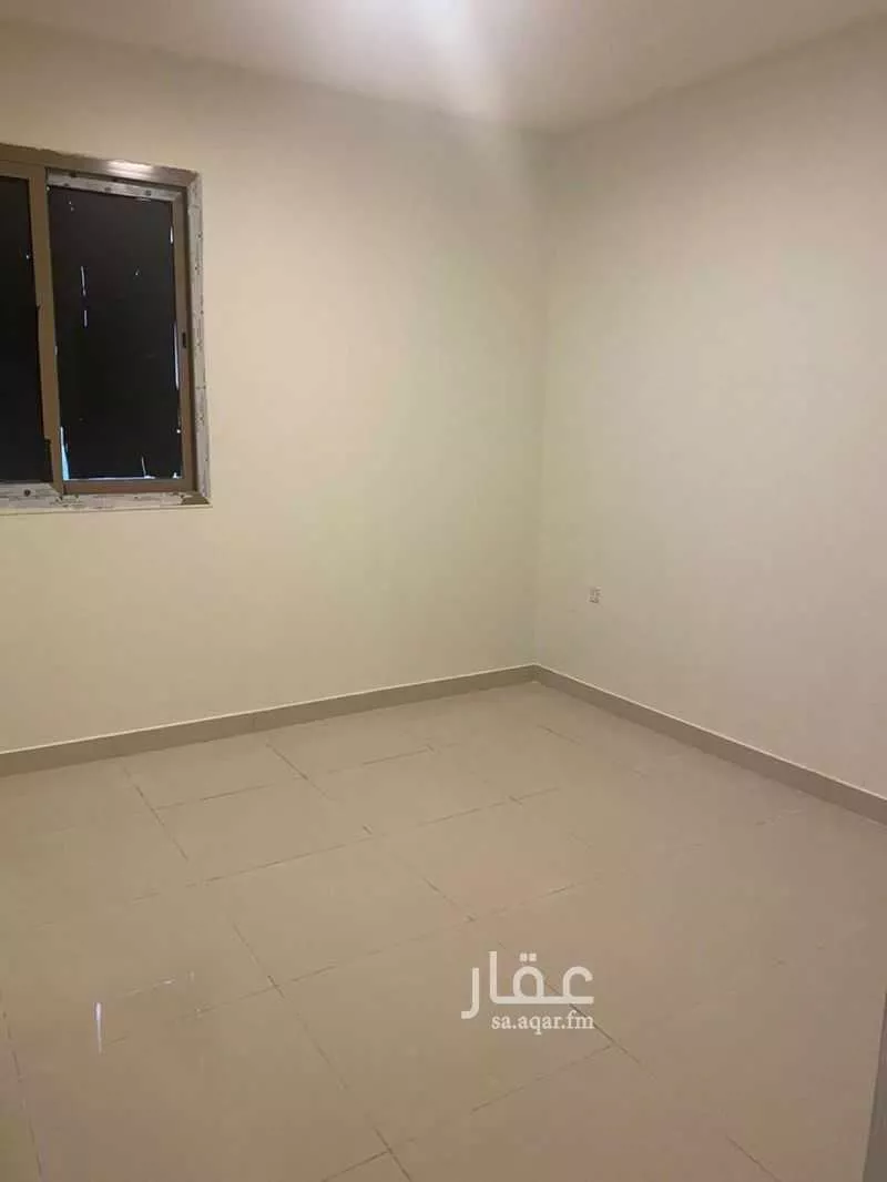 فيلا 4 غرف في الشرق 4