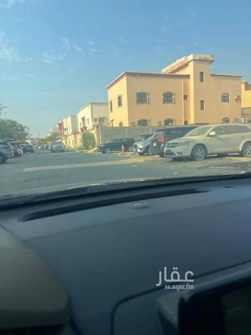 عمارة 598 م² في البساتين 1