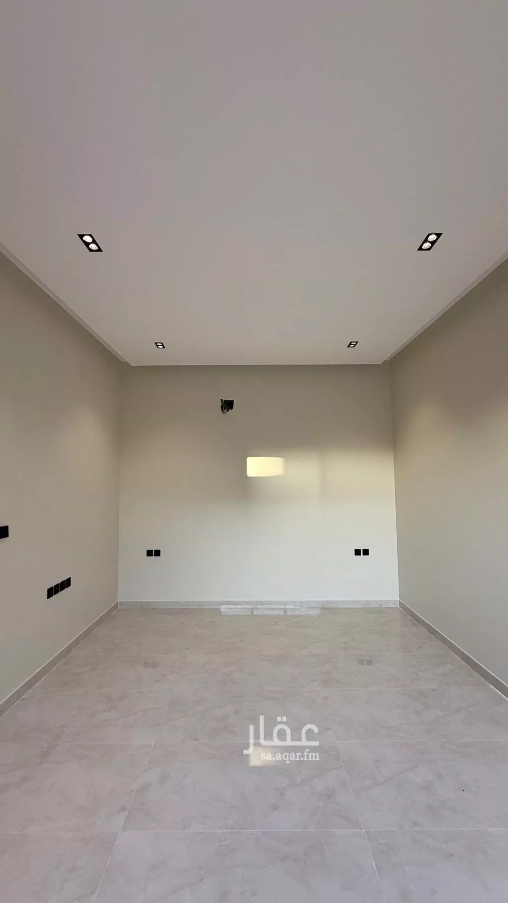 فيلا 6 غرف في المهدية 5