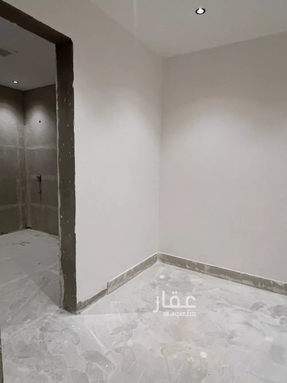 فيلا 6 غرف في المهدية 5