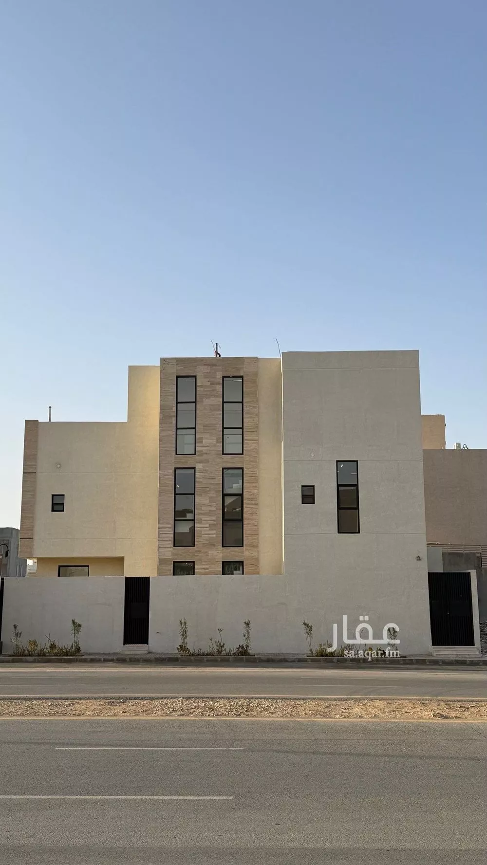 6 bedroom villa in Al Mahdiyyah 3