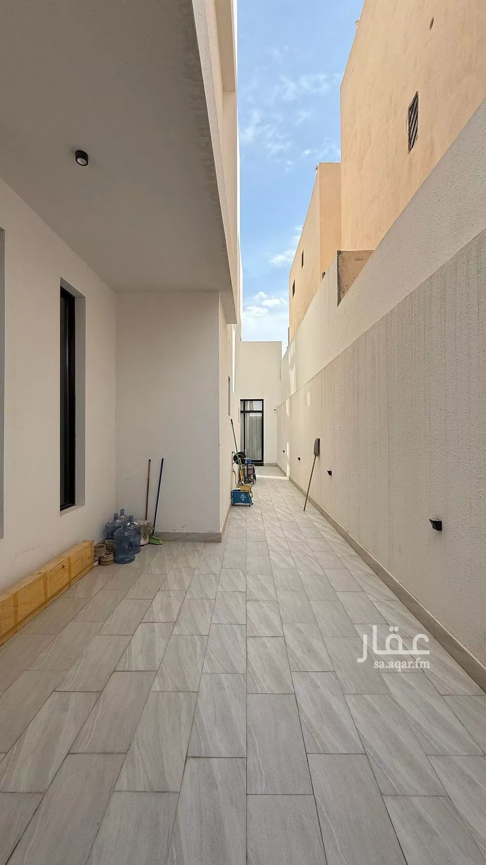 فيلا 6 غرف في المهدية 5