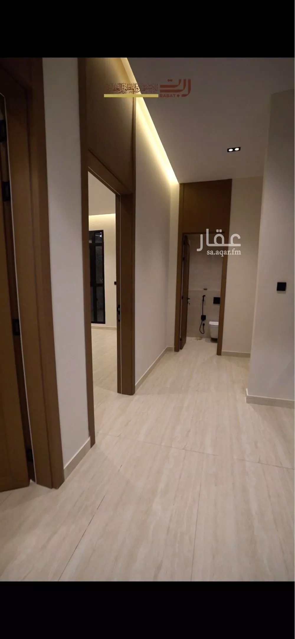 فيلا 6 غرف في الشرق 1