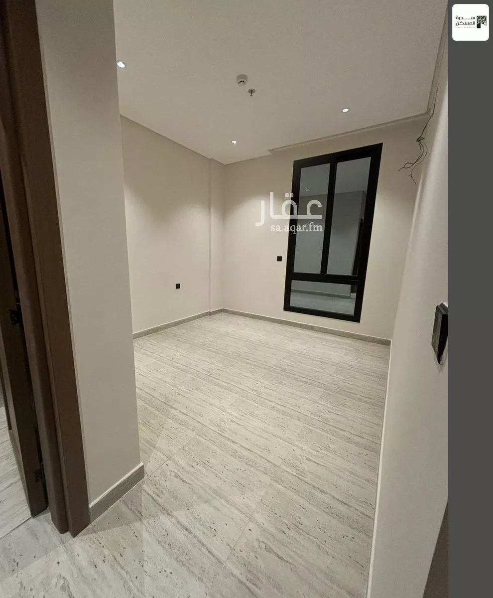 شقة 2 غرف في عرقة 4