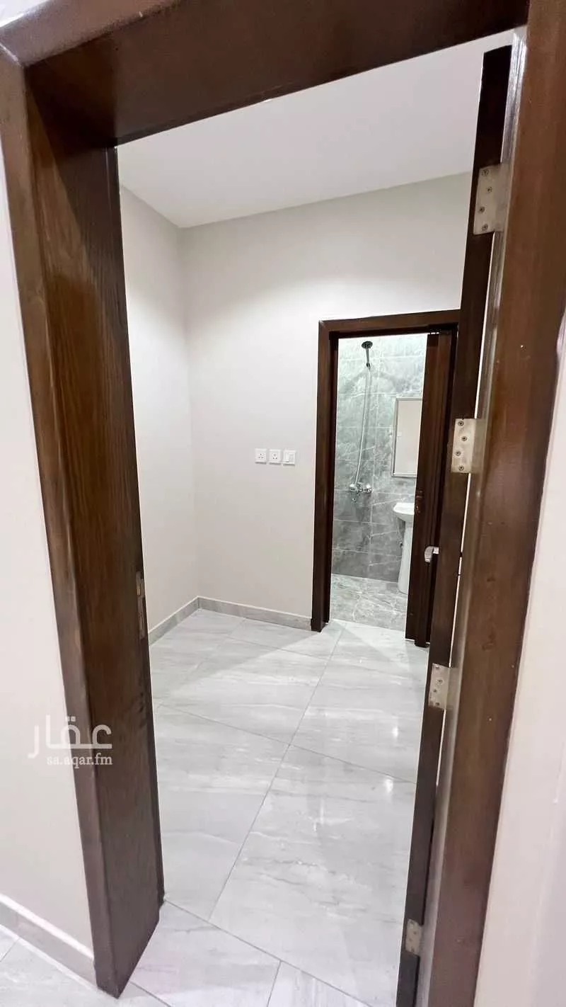 شقة 5 غرف في طيبة 2