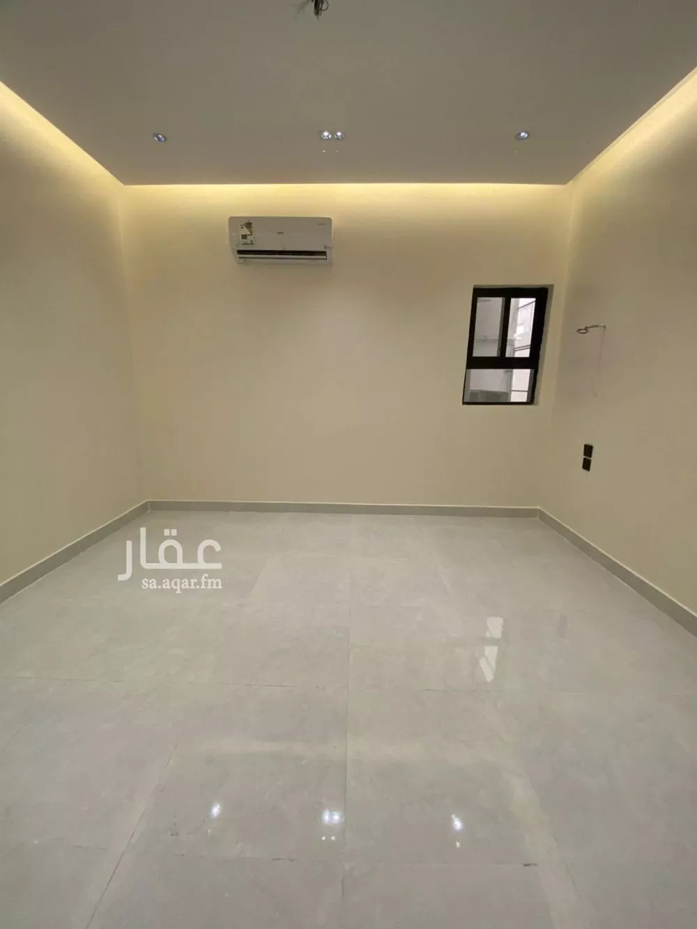 شقة 9 غرف في الراشدية 3