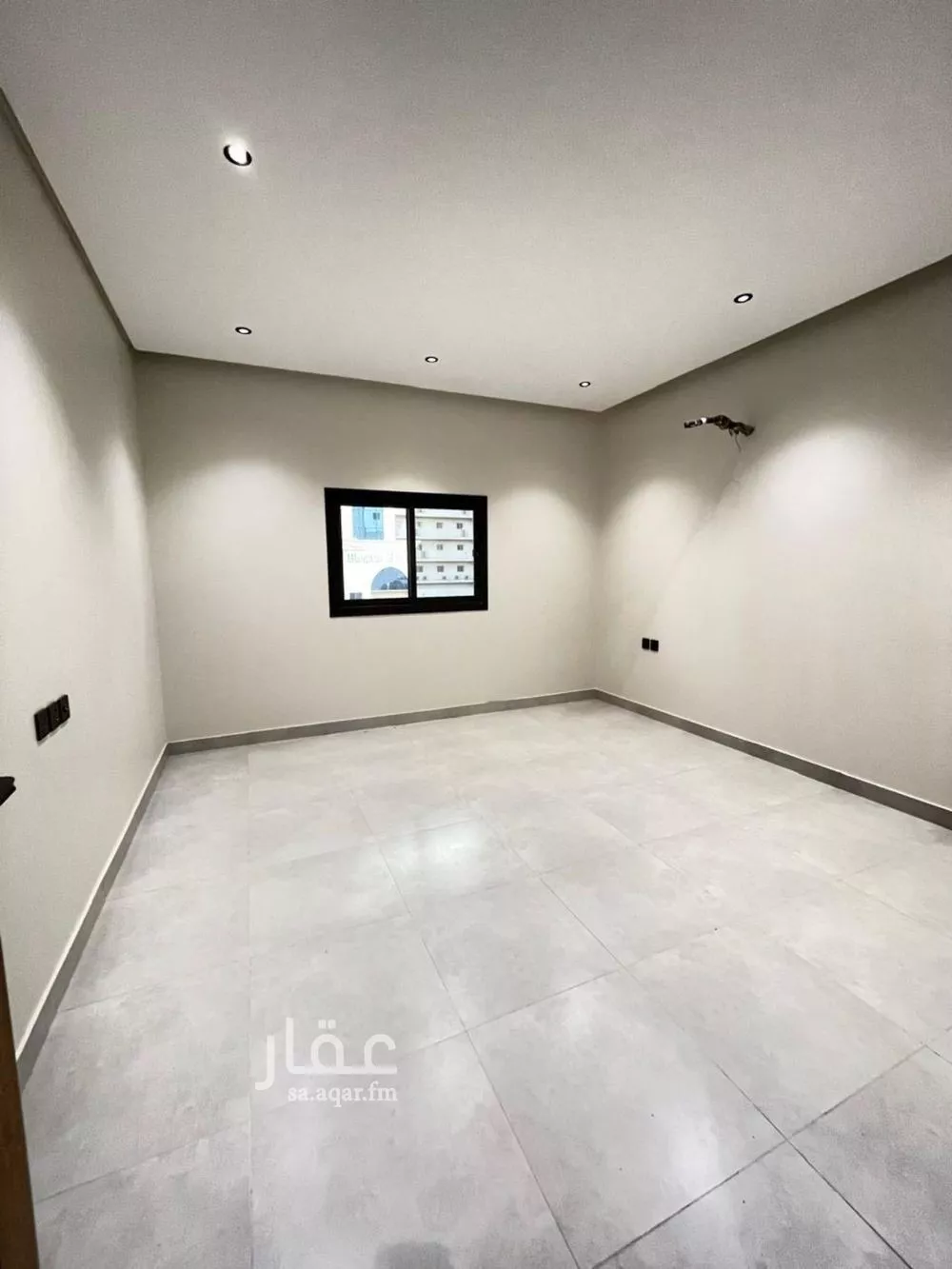 شقة 4 غرف في بطحاء قريش 4