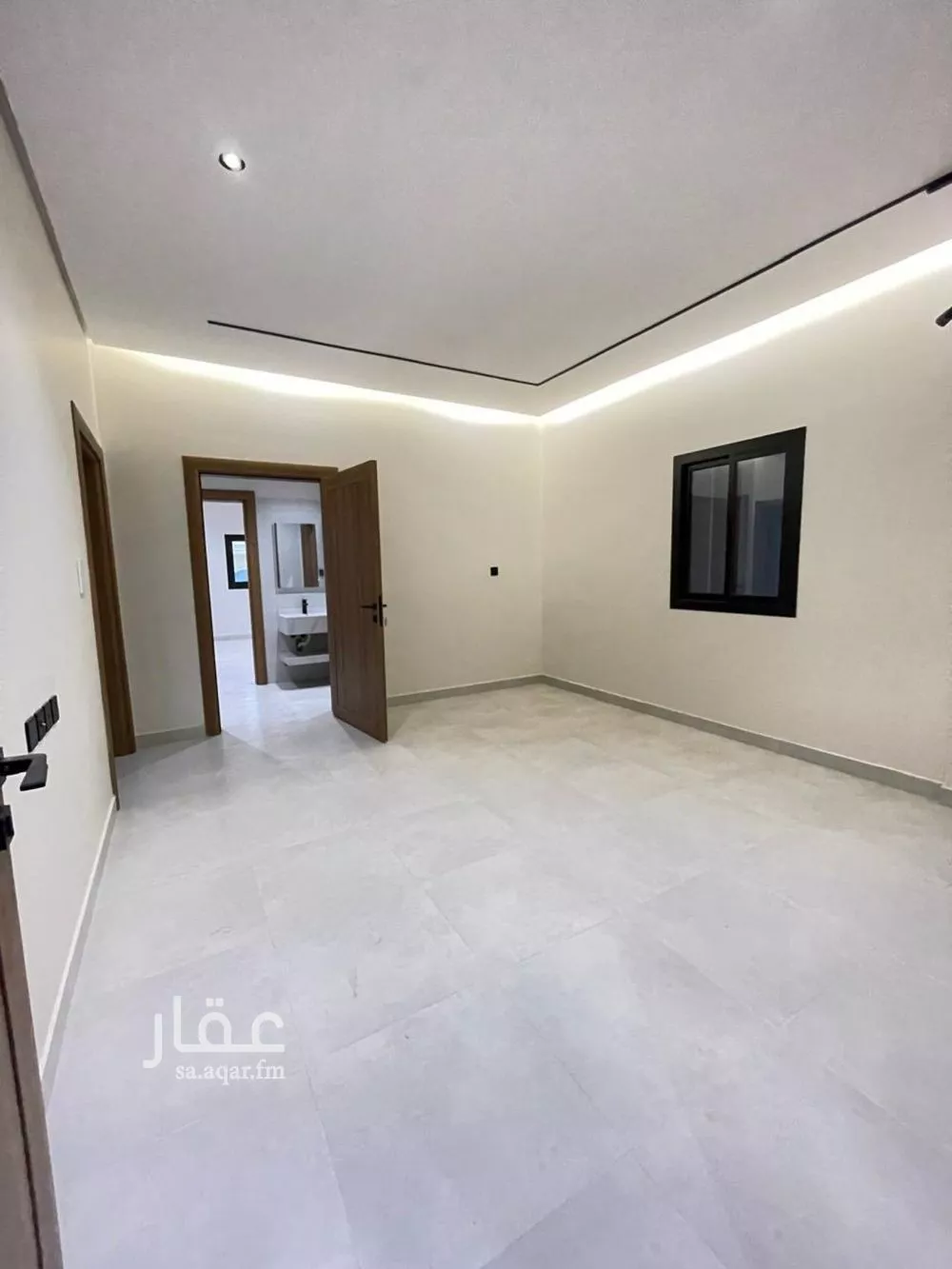 شقة 5 غرف في بطحاء قريش 3