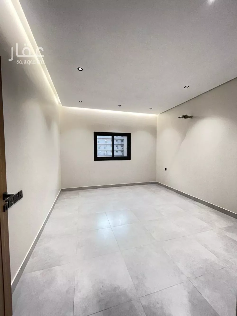 شقة 4 غرف في بطحاء قريش 5