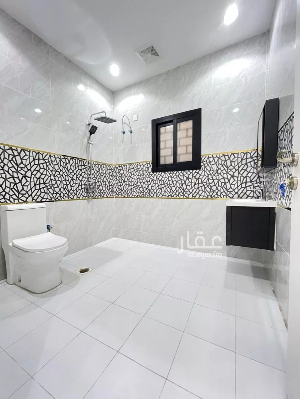 6 bedroom villa in Al Hijra, Makkah 9