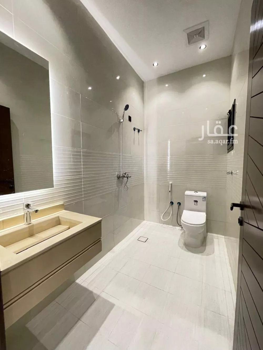 شقة 7 غرف في الكعكية 3