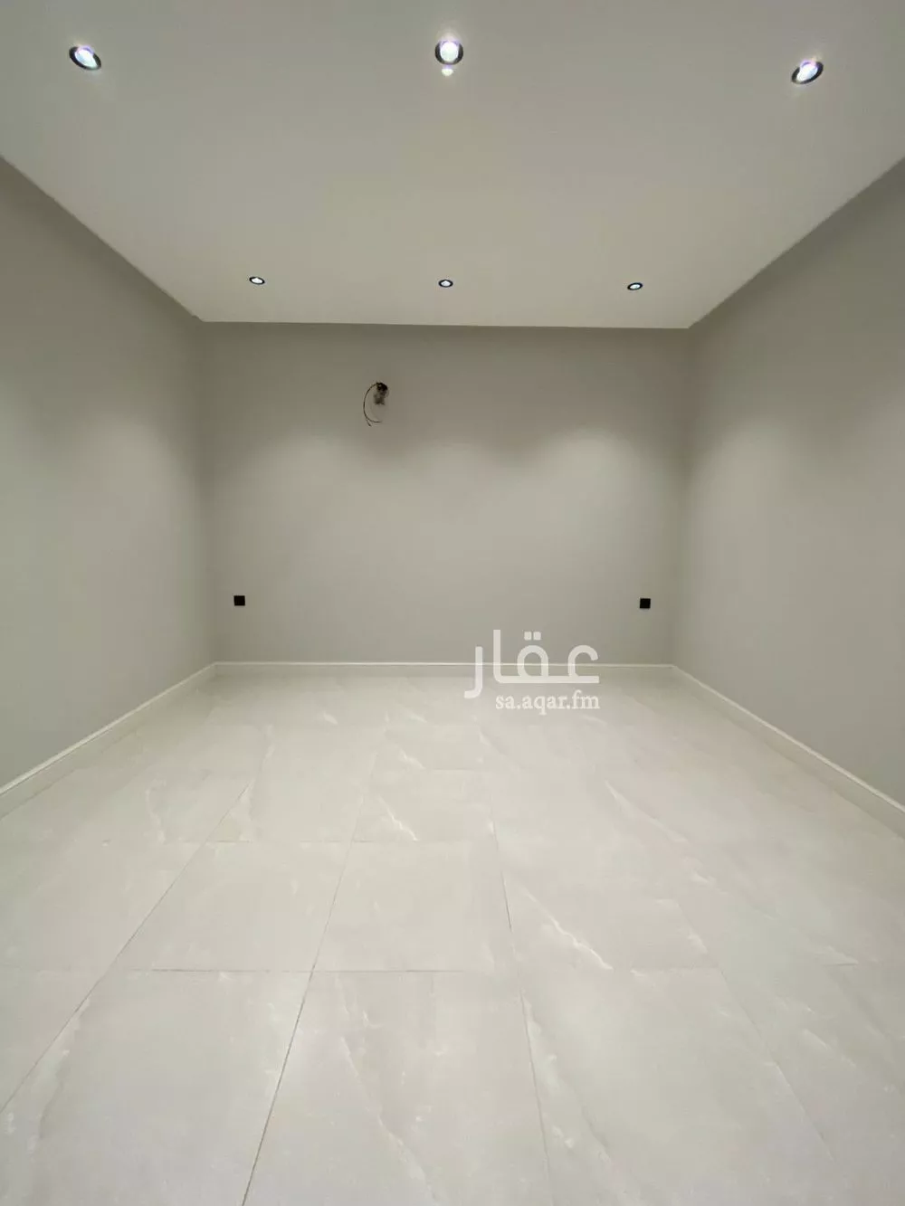 شقة 5 غرف في بطحاء قريش 3