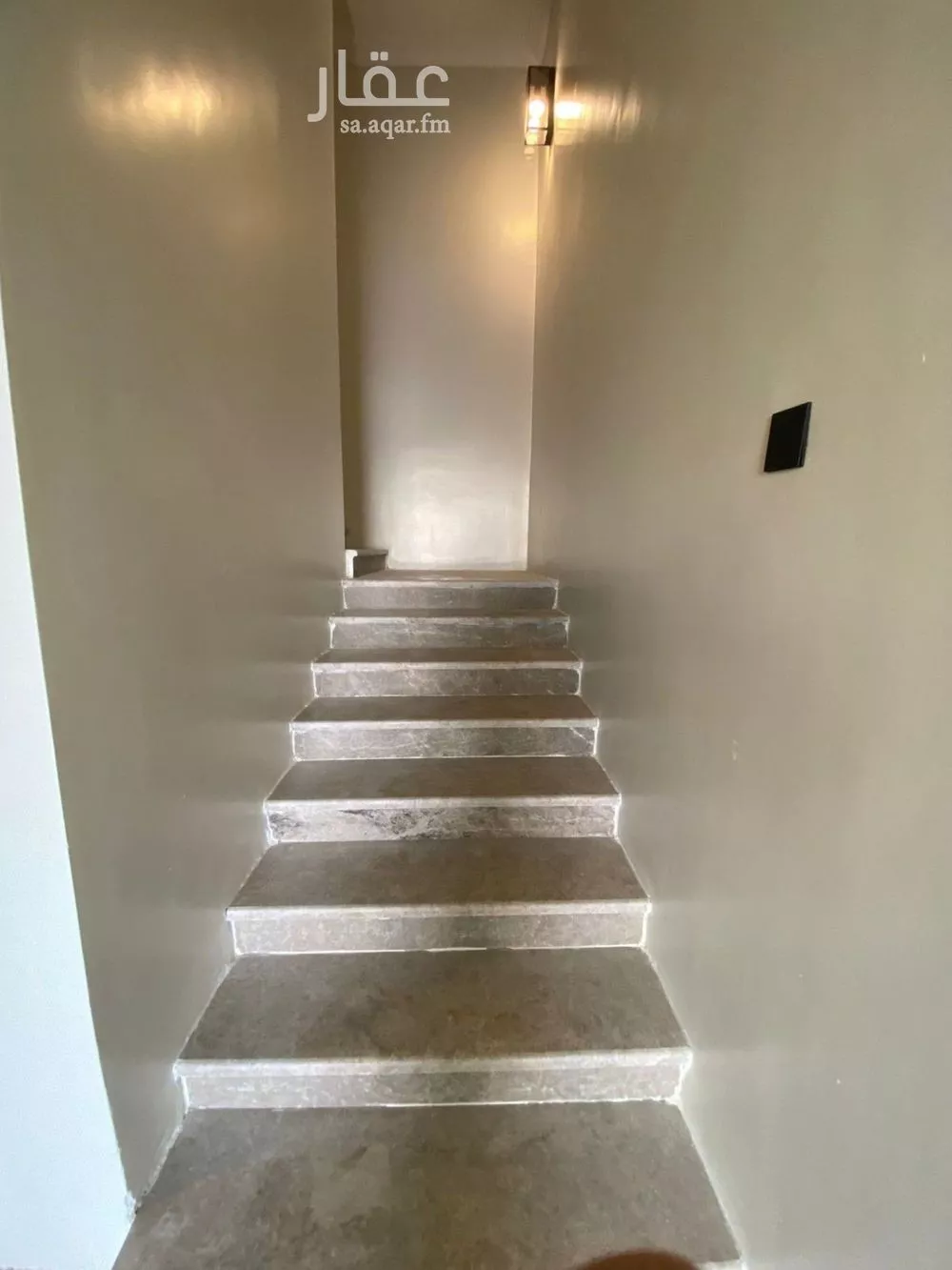 شقة 9 غرف في الراشدية 4