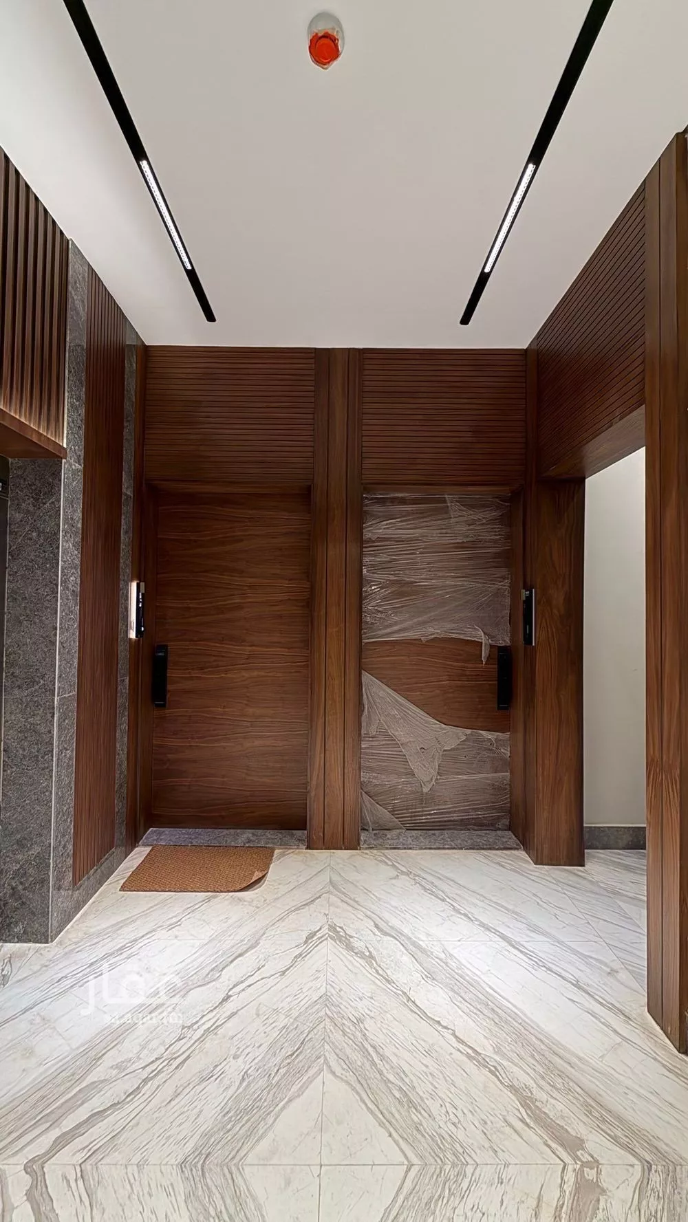 شقة 3 غرف في الرمال 4