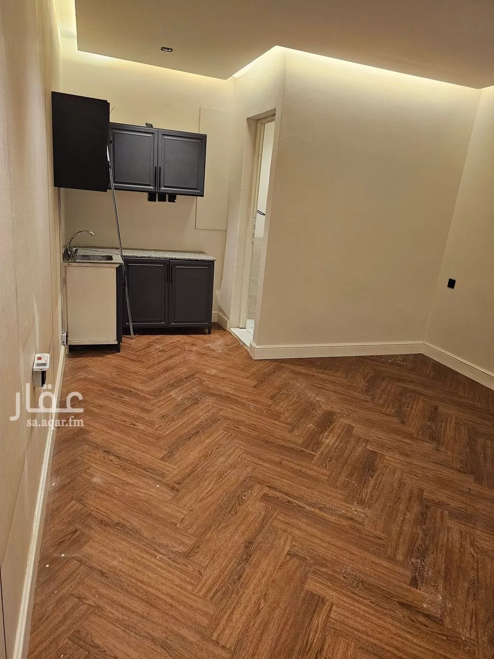 شقة 1 غرف في الملقا 2