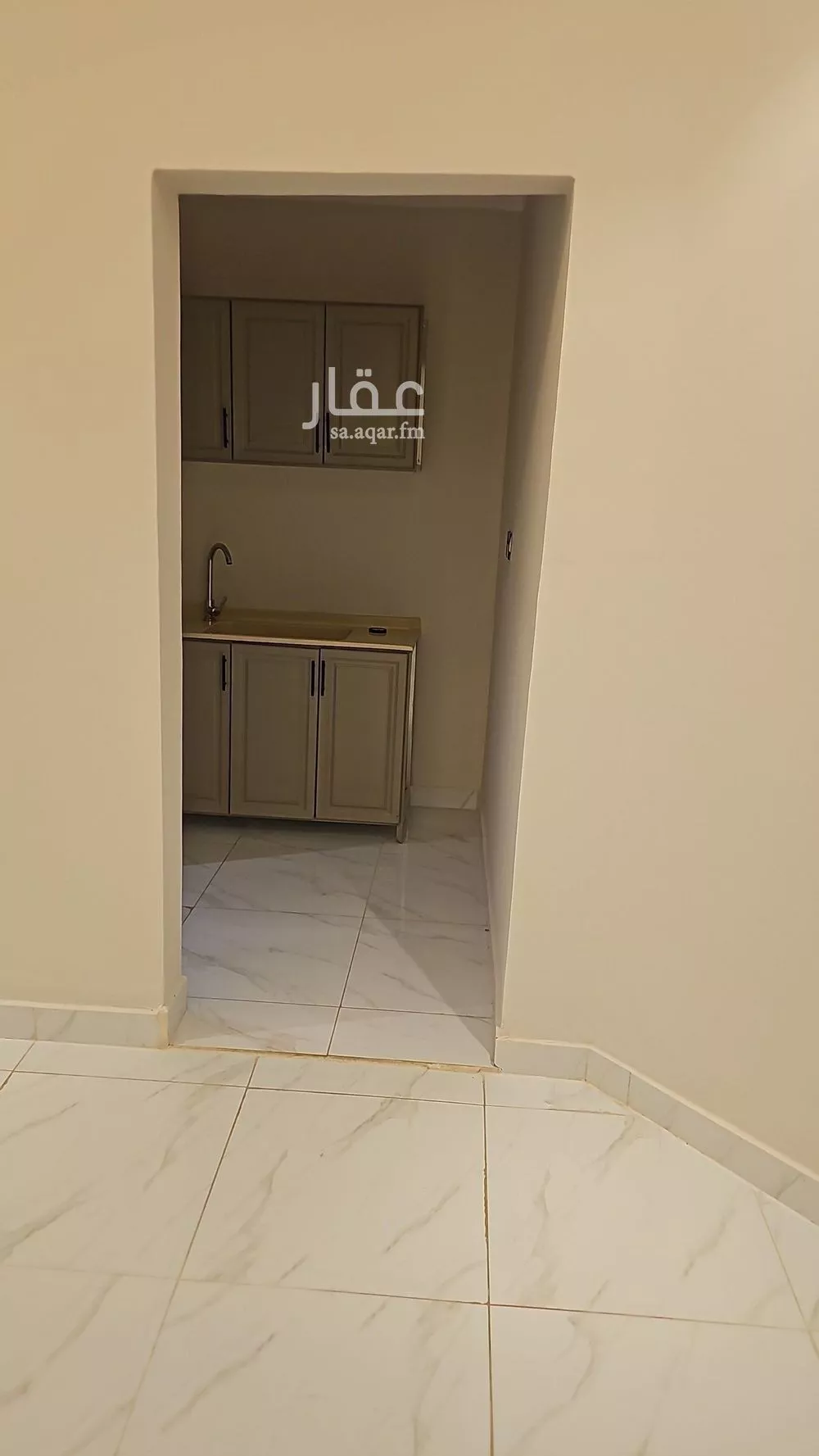 شقة 1 غرف في العقيق 2