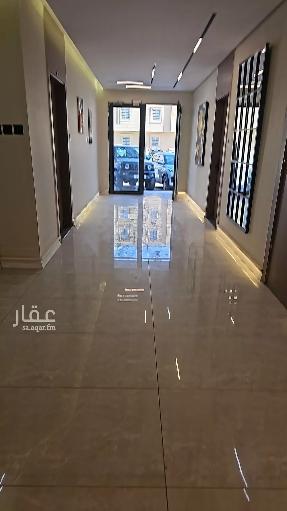 شقة 1 غرف في الملقا 4