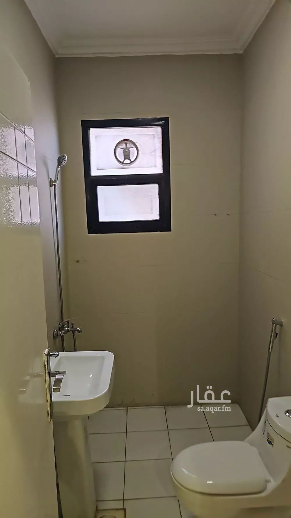 شقة 1 غرف في الملقا 3