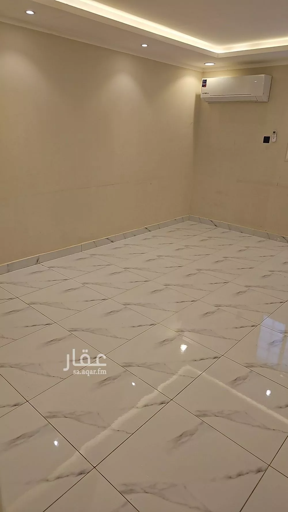 شقة 1 غرف في العقيق 3