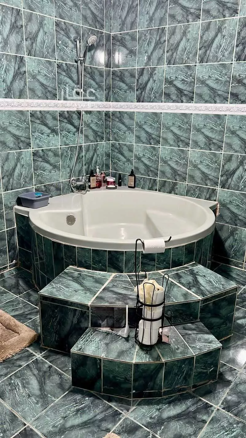 فيلا 9 غرف في المحمدية 4