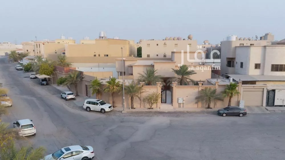 فيلا 5 غرف في الندى 3