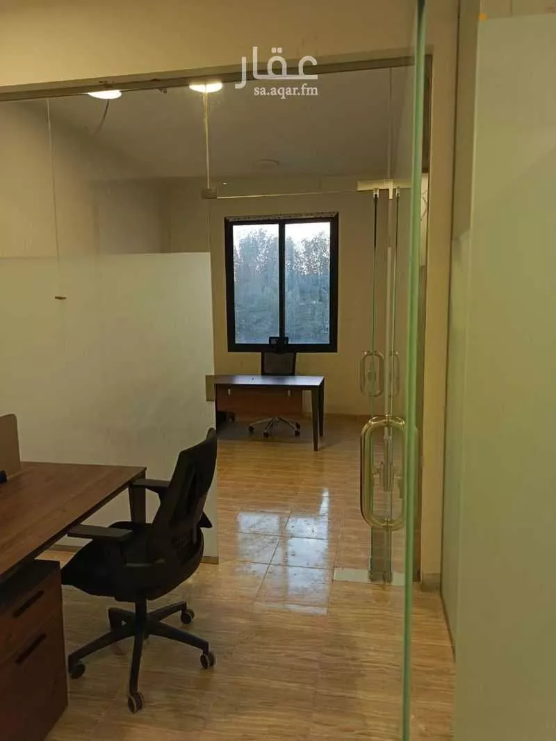 مكتب 26 م² في ام الحمام الشرقي 1